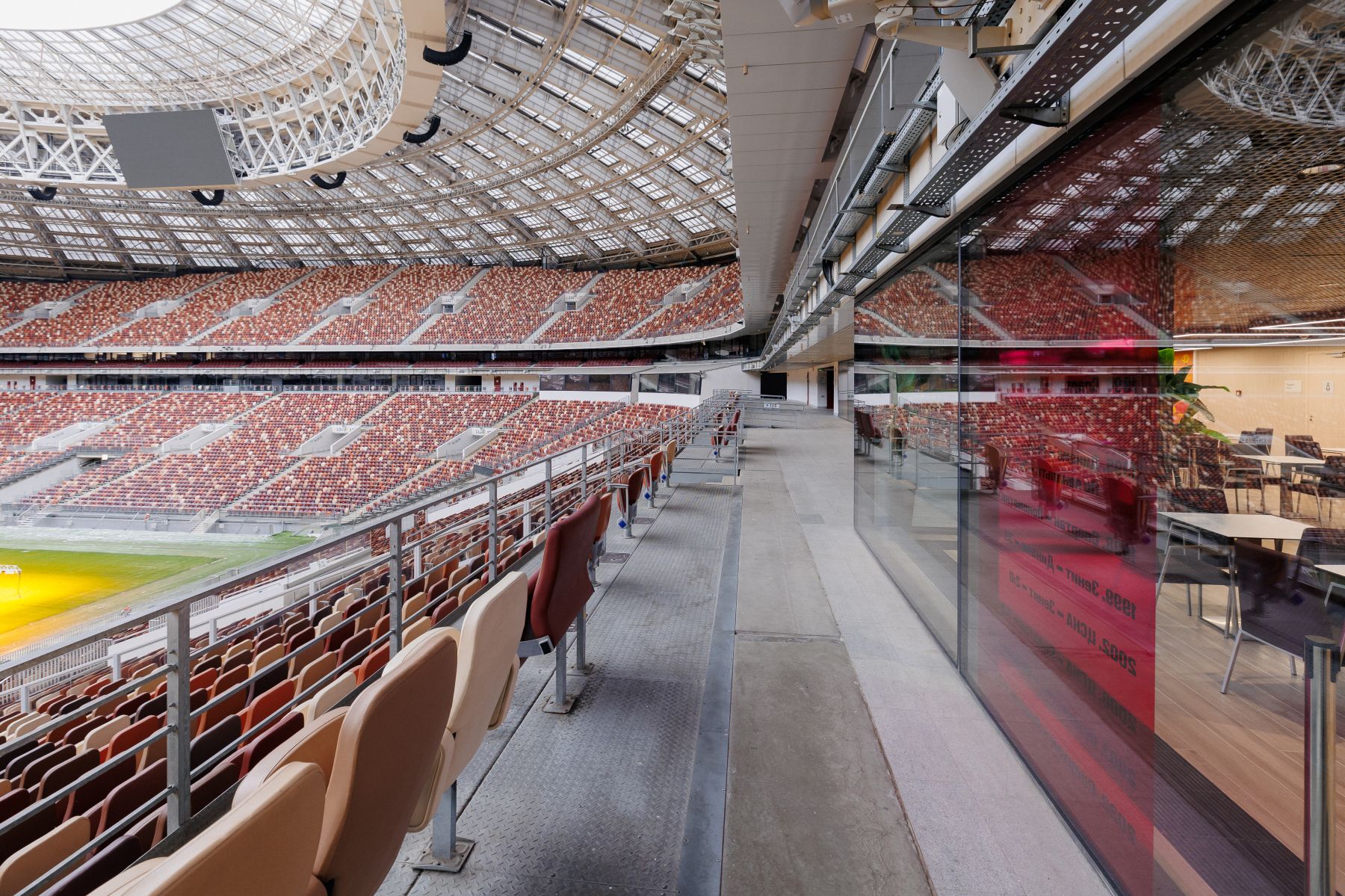 Барная стойка в спортивном холле