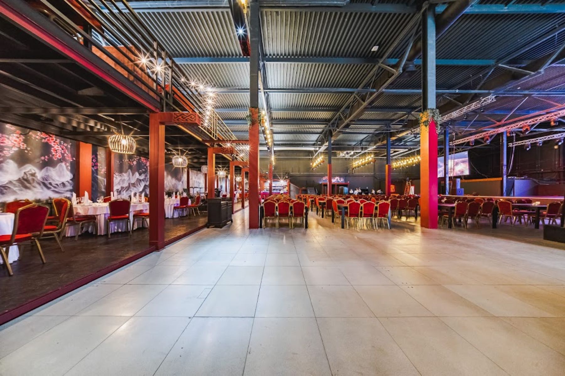 Зал для мероприятий в ресторане ЦИНЬ АРЕНА