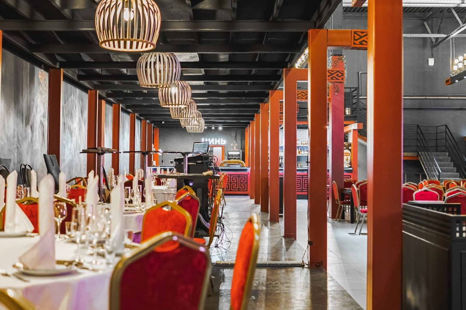 Парковка ресторана ЦИНЬ АРЕНА