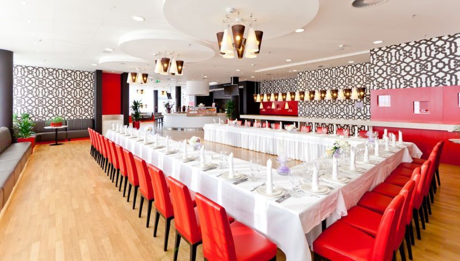 Блюда ресторана "Скайлайт"