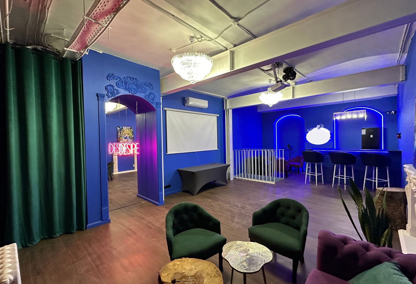 Deep Loft на Бауманской - панорамные окна и дизайнерский интерьер