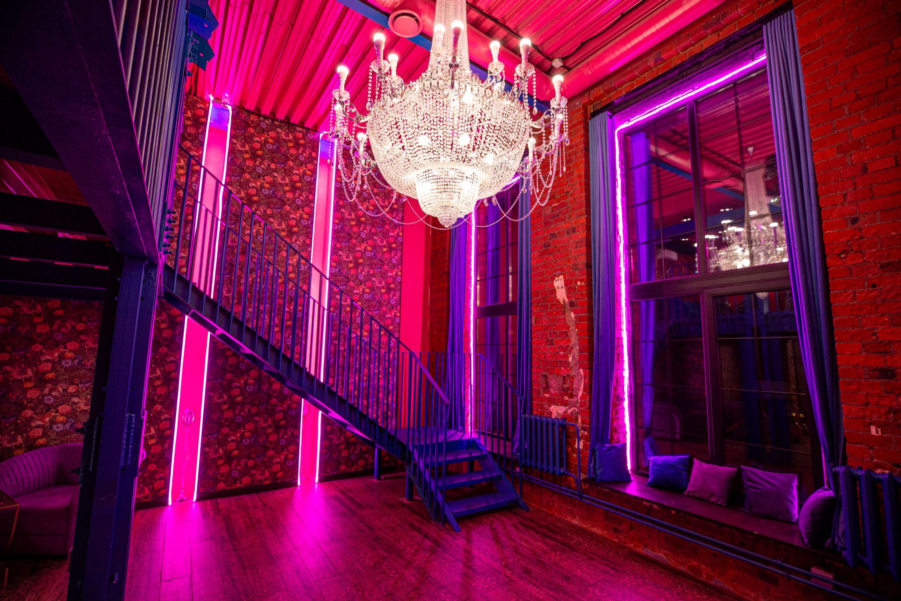 Светомузыка в Candy Loft