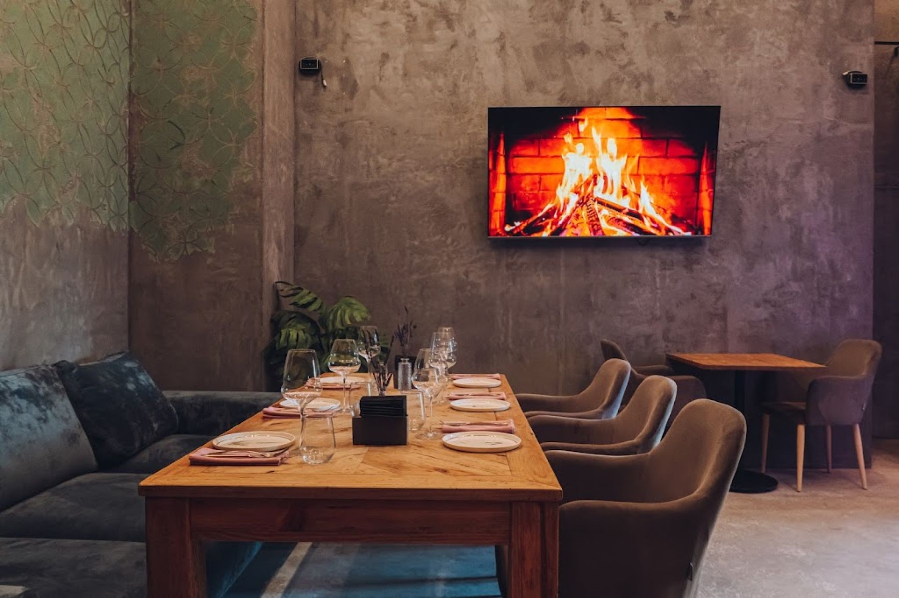 Блюда из авторской кухни в ресторане Lawanda