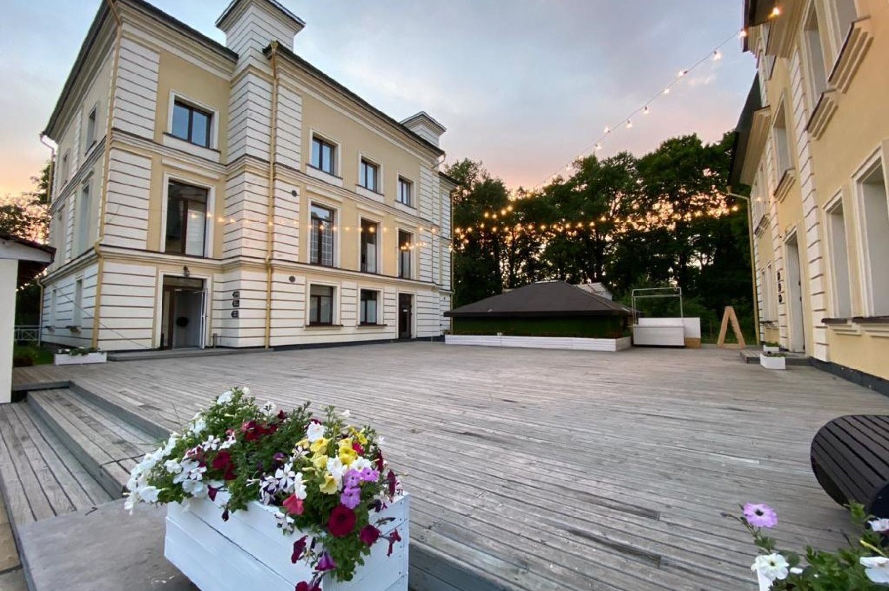 Вид на банкетный зал Villa Park в Санкт-Петербурге