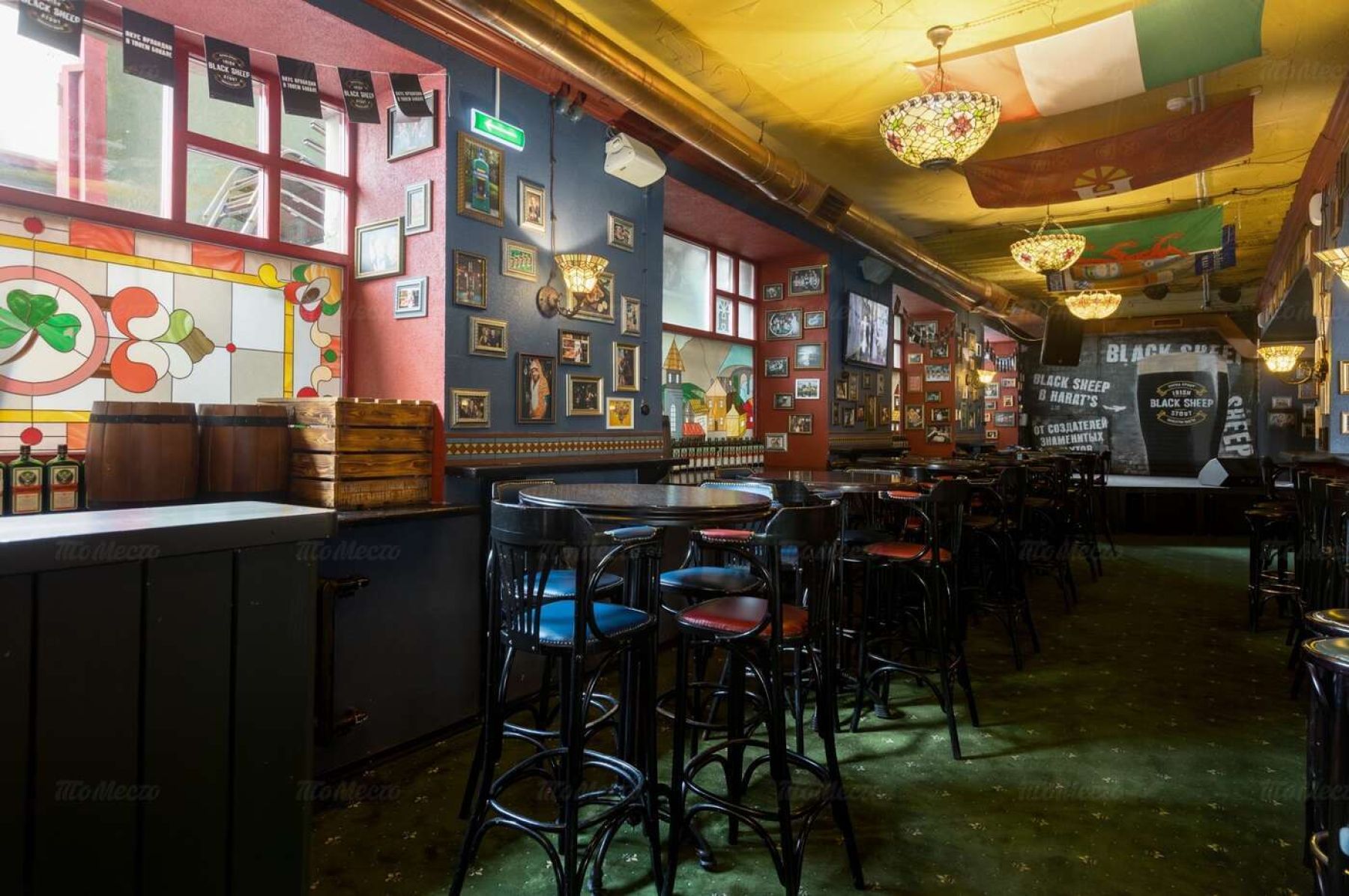 Живая музыка в Harat's