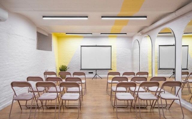 Зал P17 для деловых мероприятий в центре Москвы