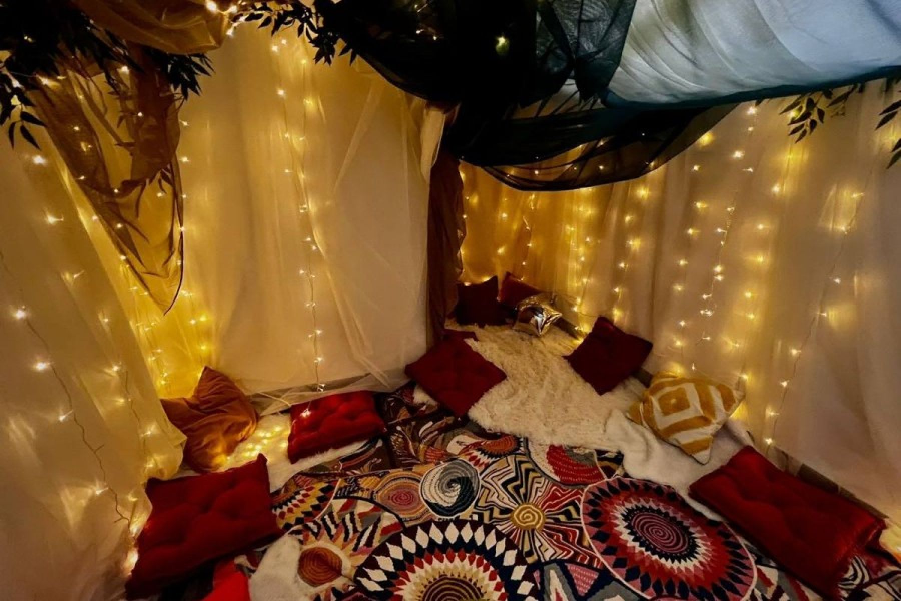 Удобства лофта Тринити - кухня и обстановка