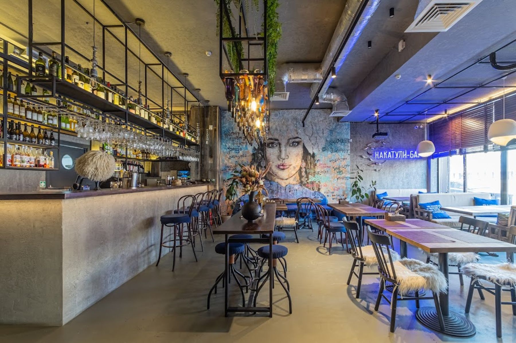 Интерьер грузинского ресторана Накатули