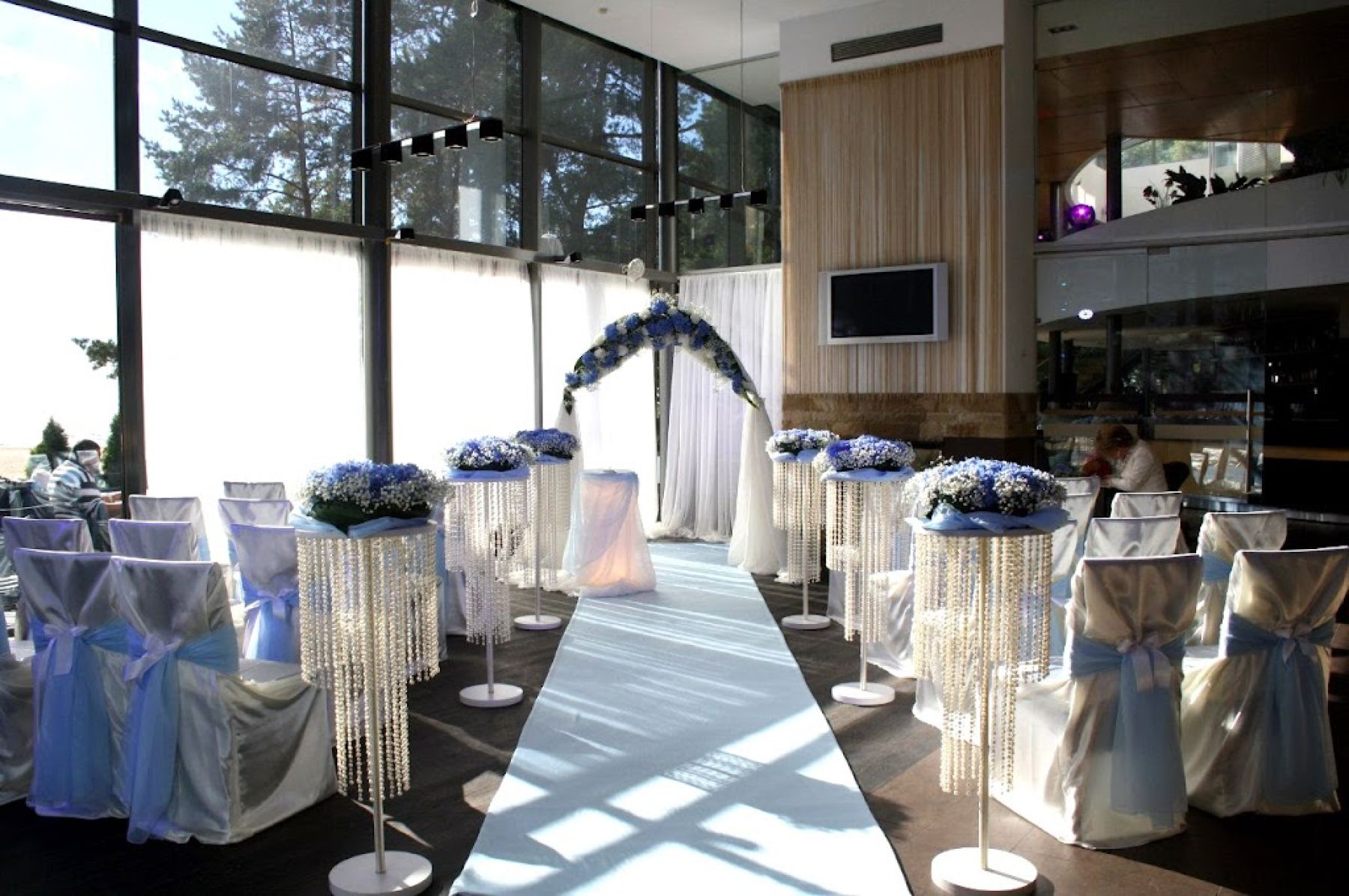 Свадебное оформление в ресторане Атлантис