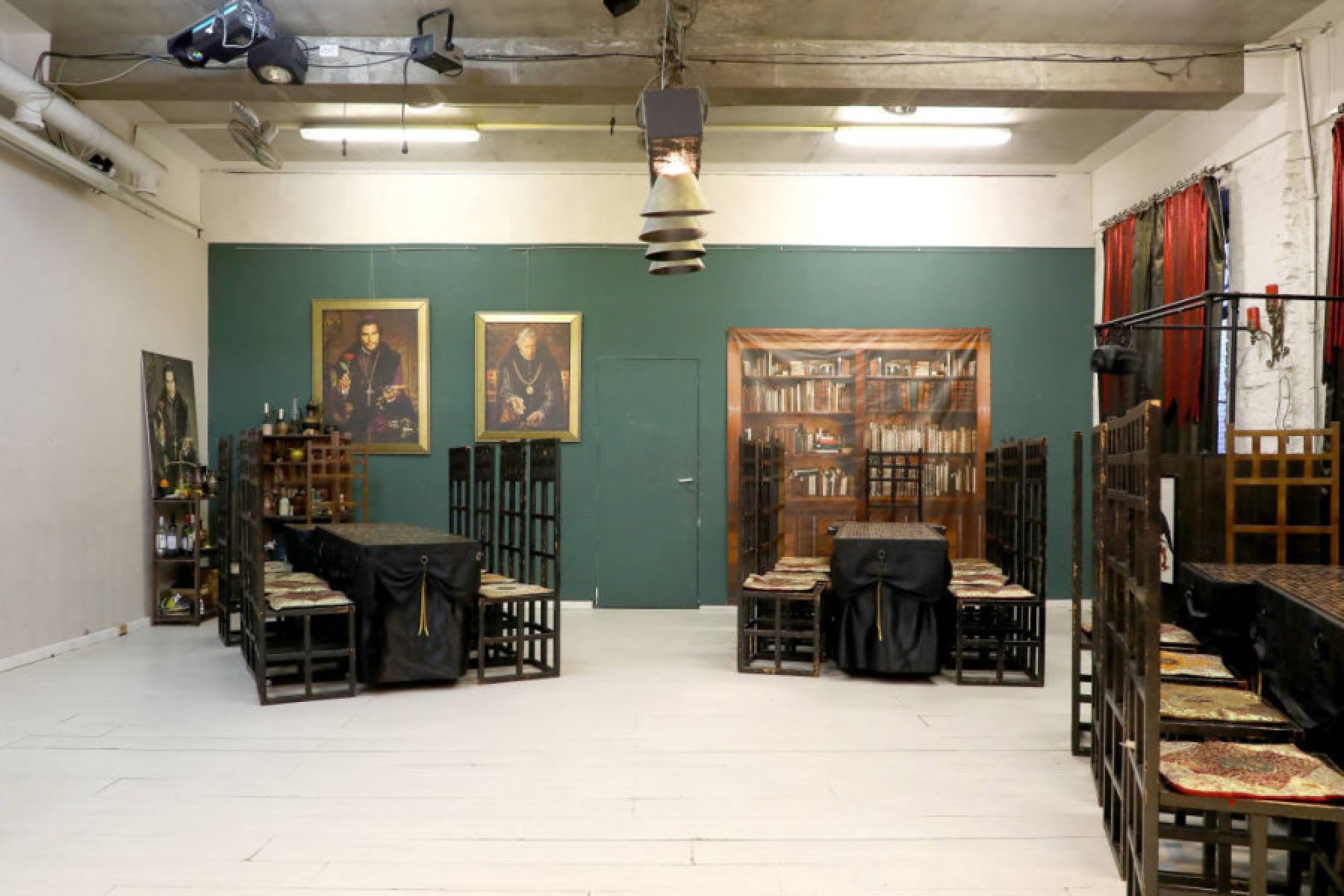 Каминный зал - оборудование для мероприятий