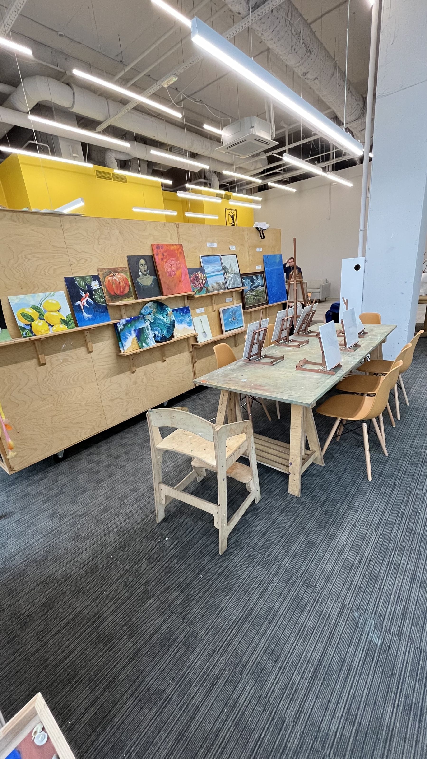 Зона для мероприятий в арт-пространстве