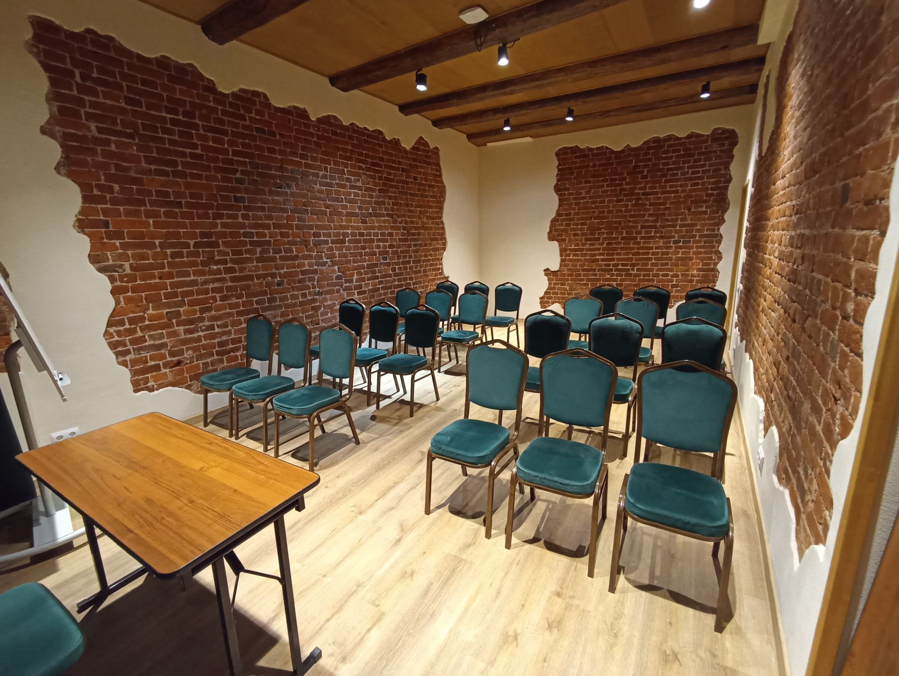 Кухонная зона в центре для арендаторов