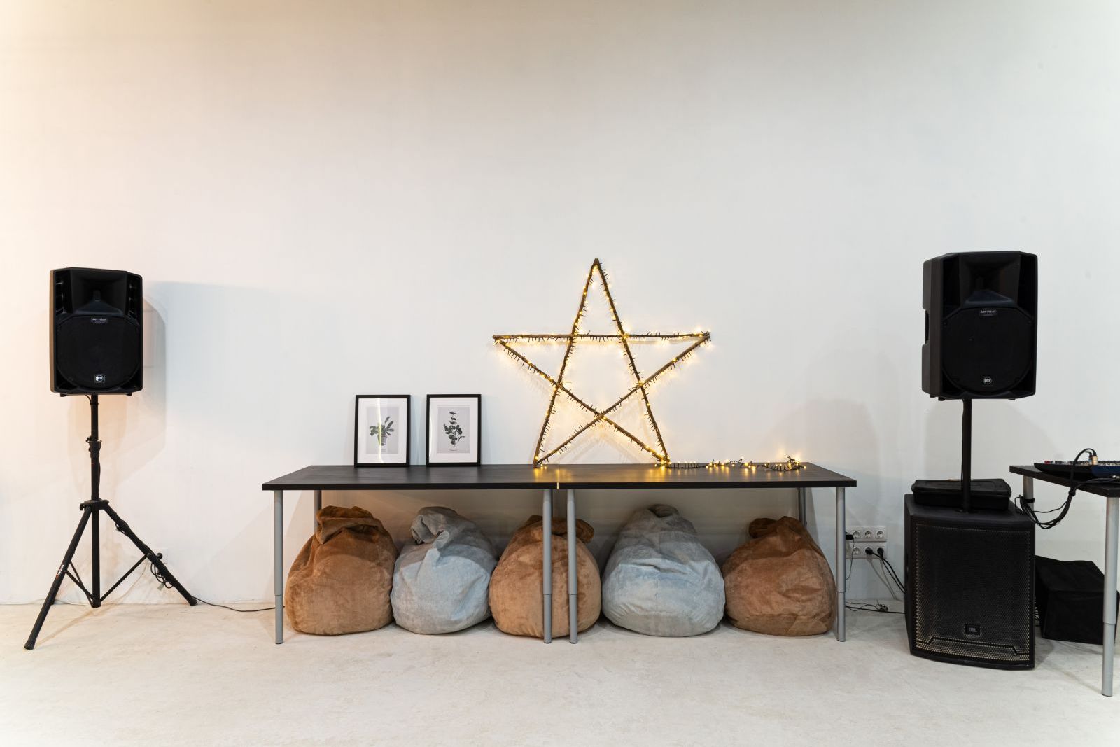 Уютная веранда в лофте CleverLoft CLASSIC