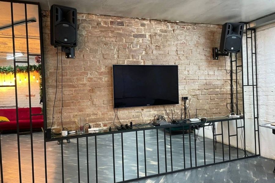 Лофт на Кремлевской - зал для мероприятий