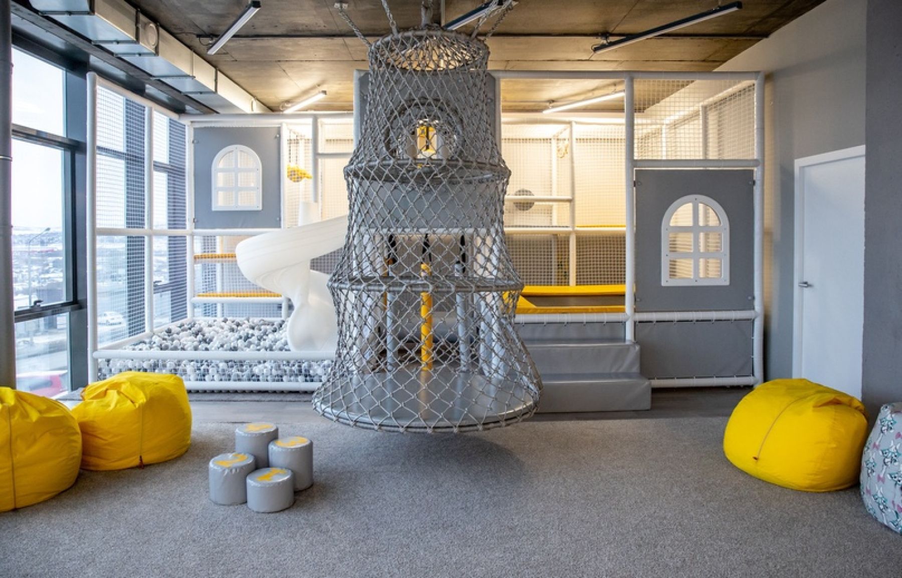 Декор для мероприятий в Loft Mary