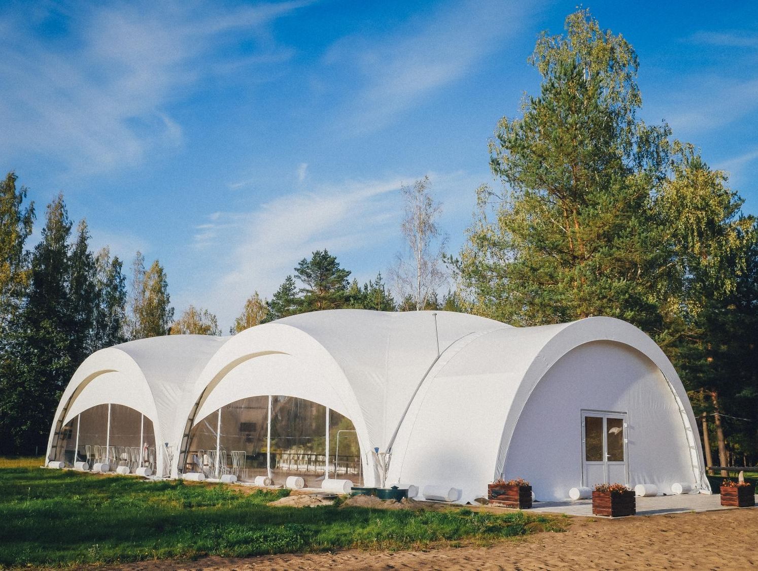 Зона для детей в шатре