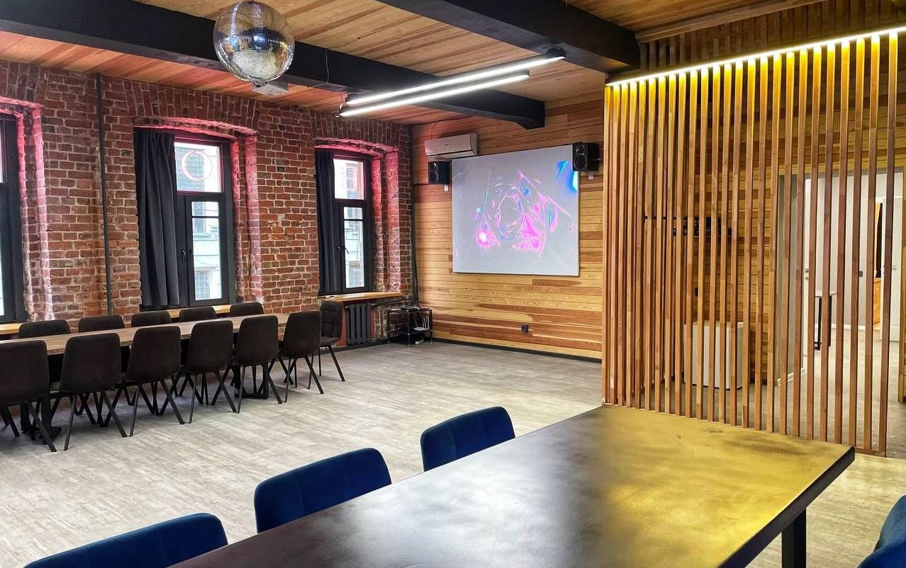 Лофт Brosko Place Eco - вид изнутри