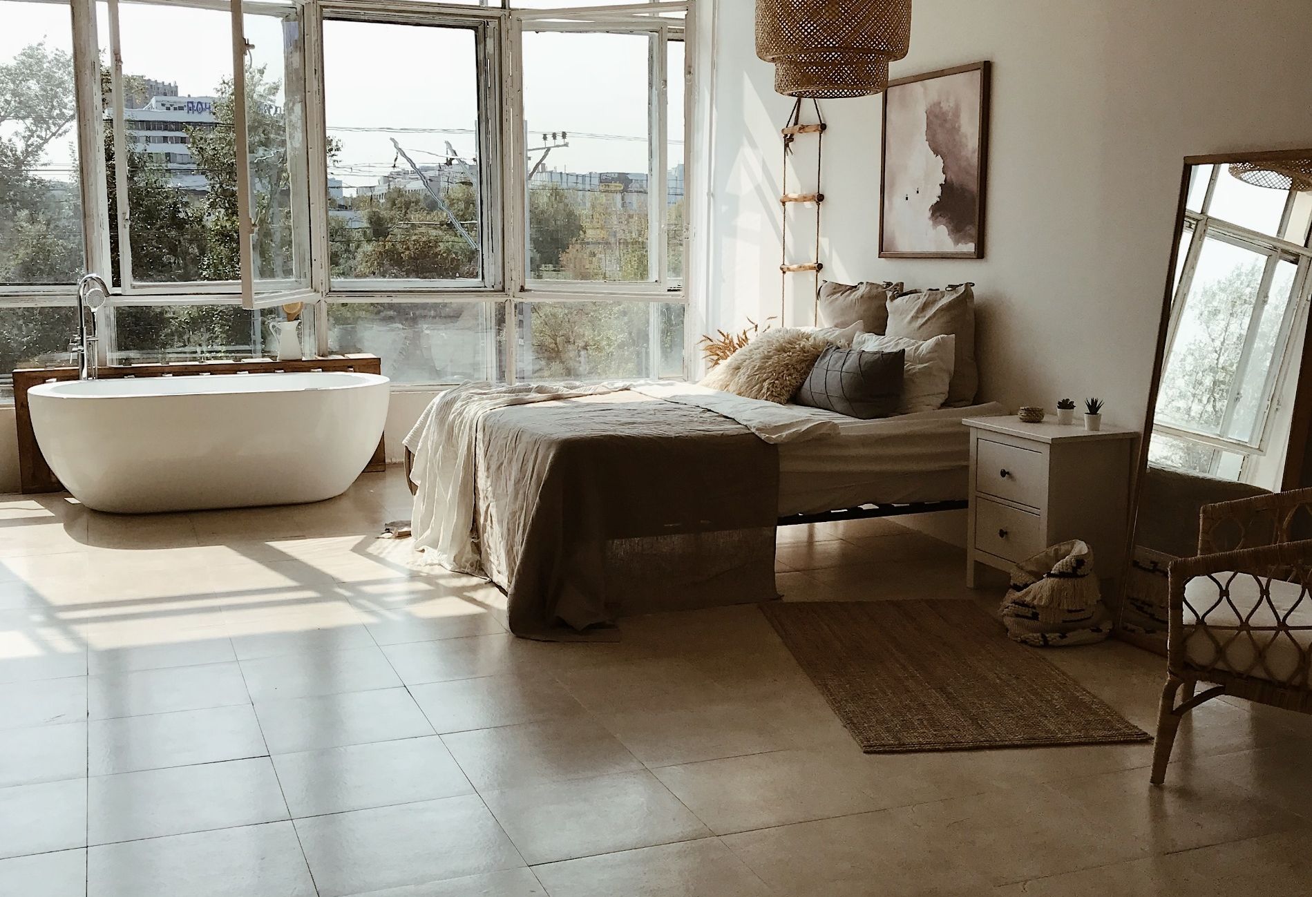 Уютная обстановка для фотосессий в лофте Bali