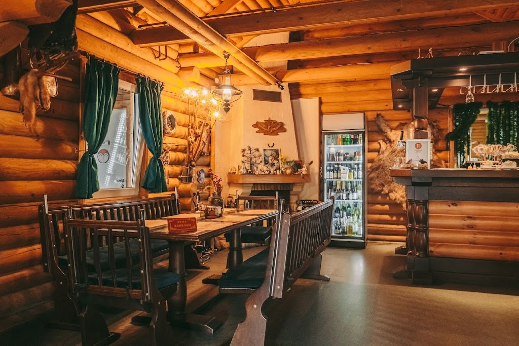 Гостеприимный уголок ресторана Совиньон