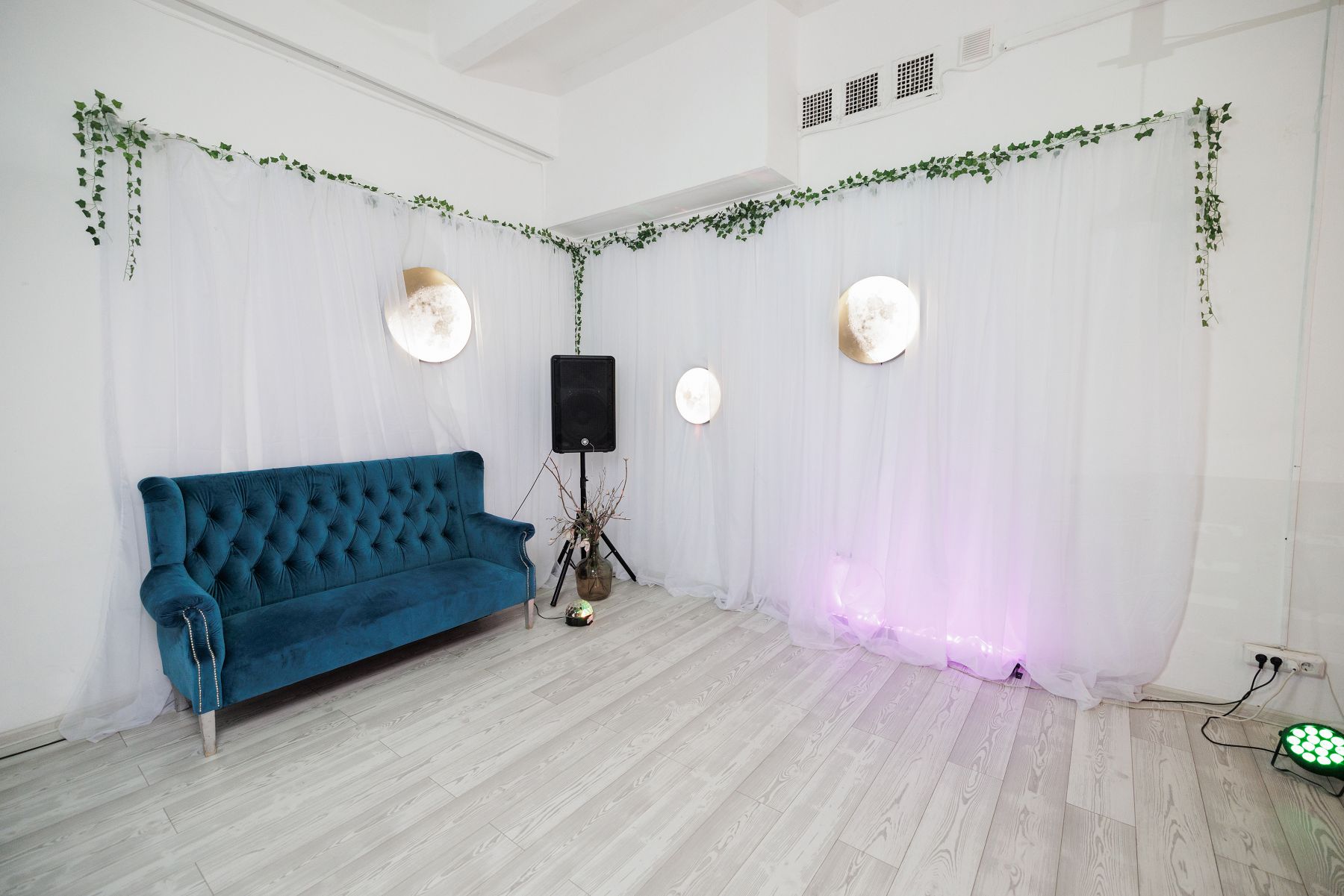 Панорамные окна лофта Only You