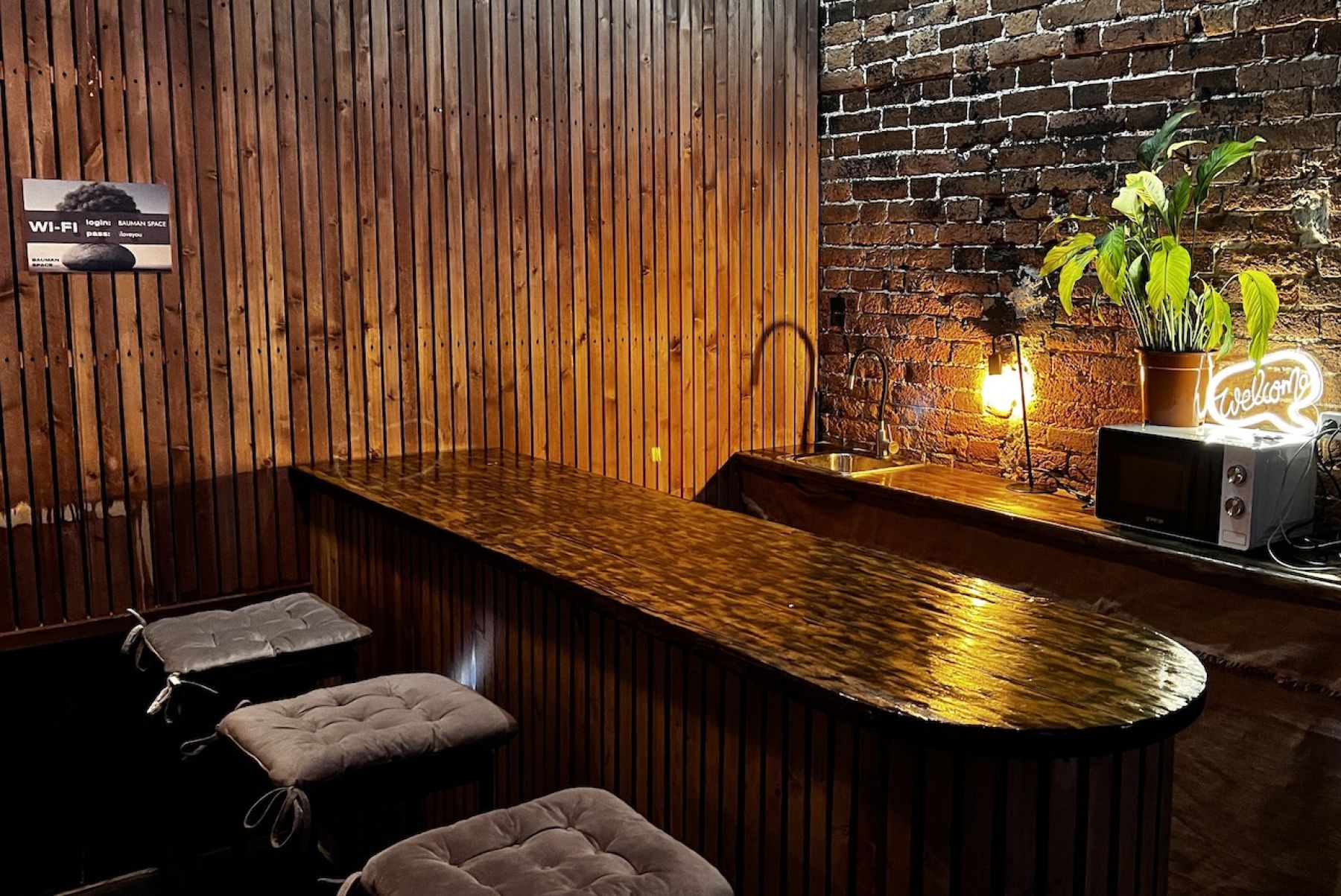 Уютная атмосфера лофта Rockwood