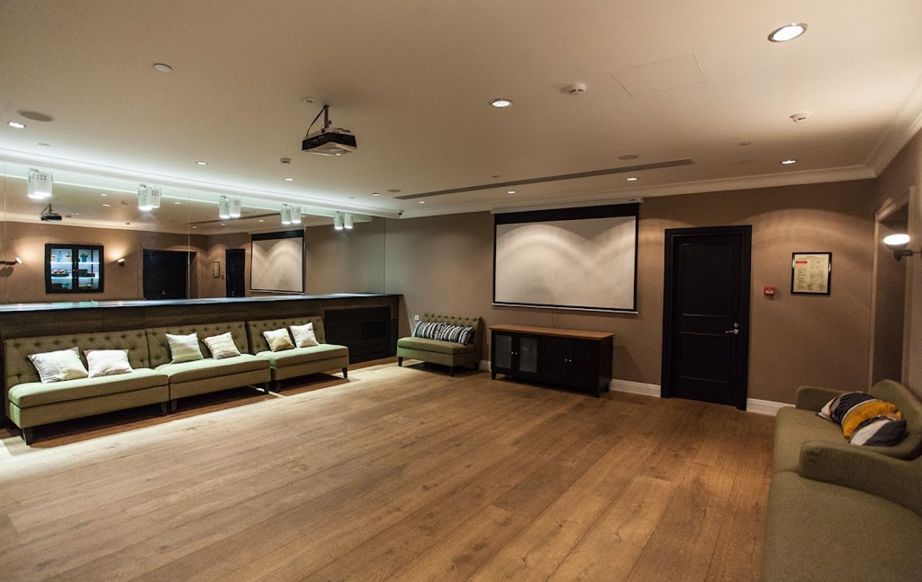 Интерьер банкетного зала в Санкт-Петербурге