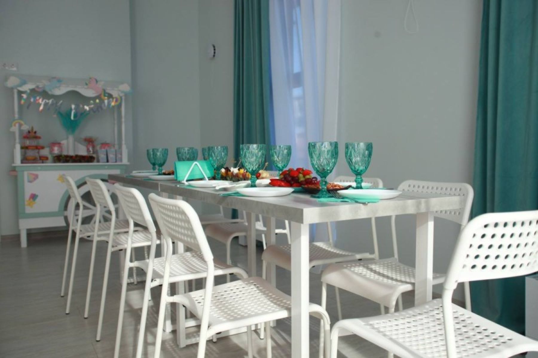 Фотозона в детском лофте «PARK»