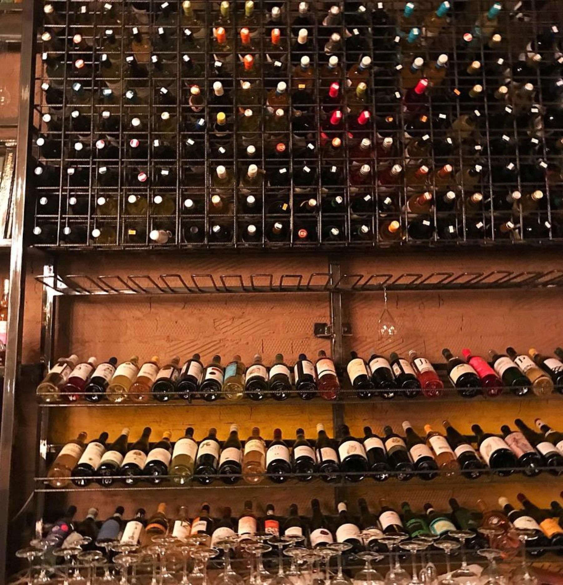 Романтическая атмосфера в Pardon My French