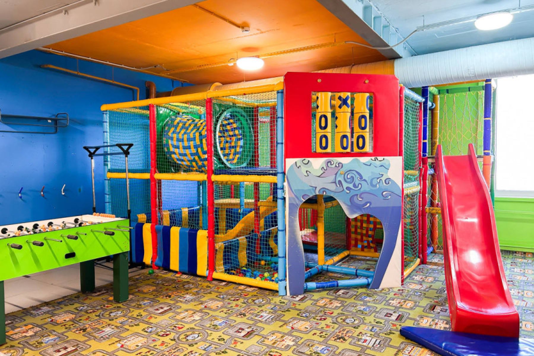 Веселая атмосфера праздника в «Солнечном городе»