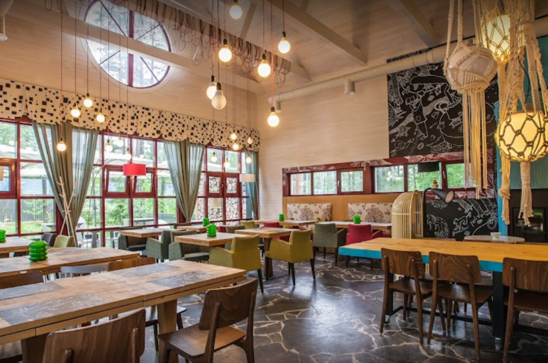 Зал для мероприятий в ресторане Flamand Rose