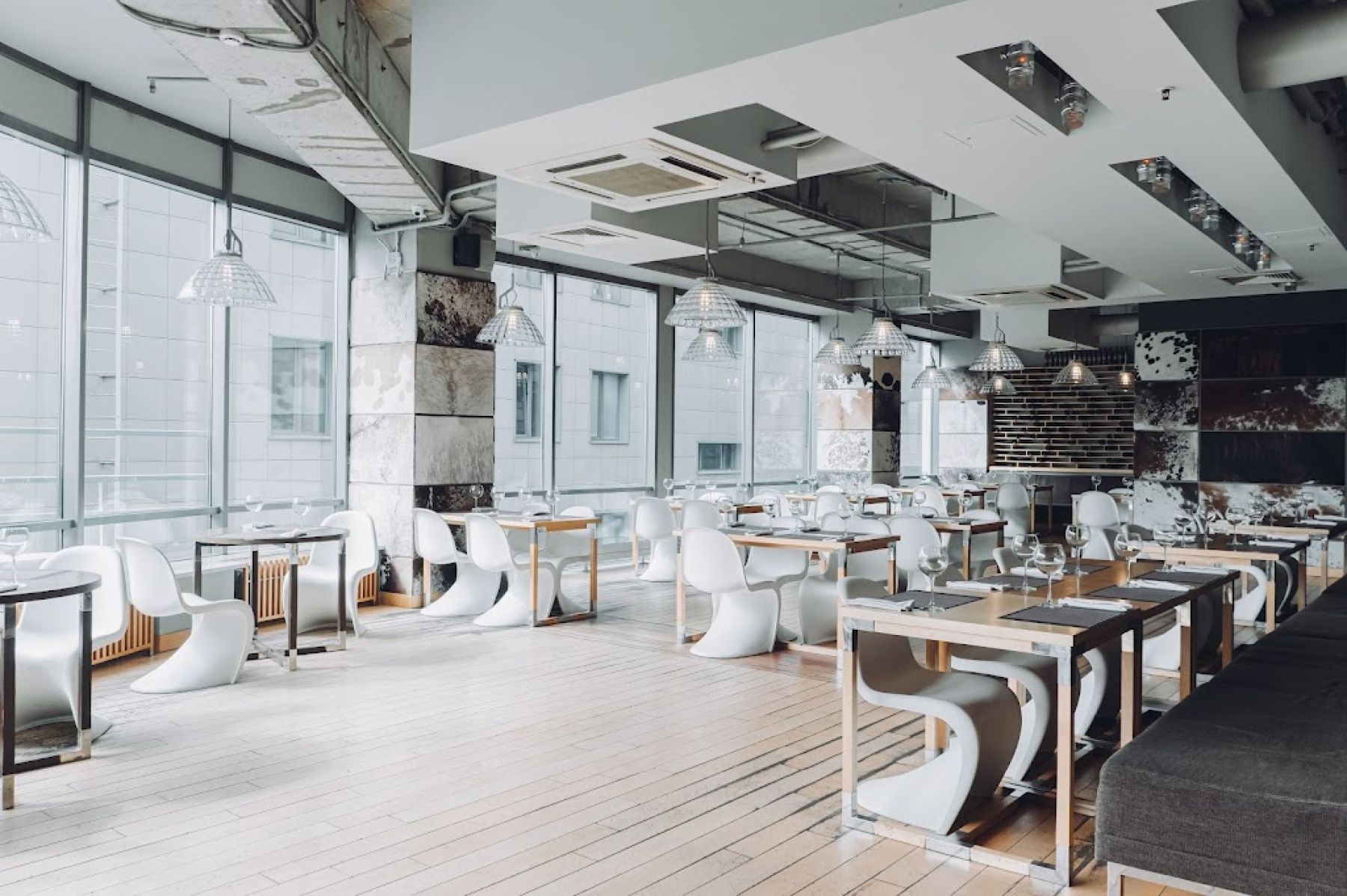 Уютная атмосфера KorovaBar