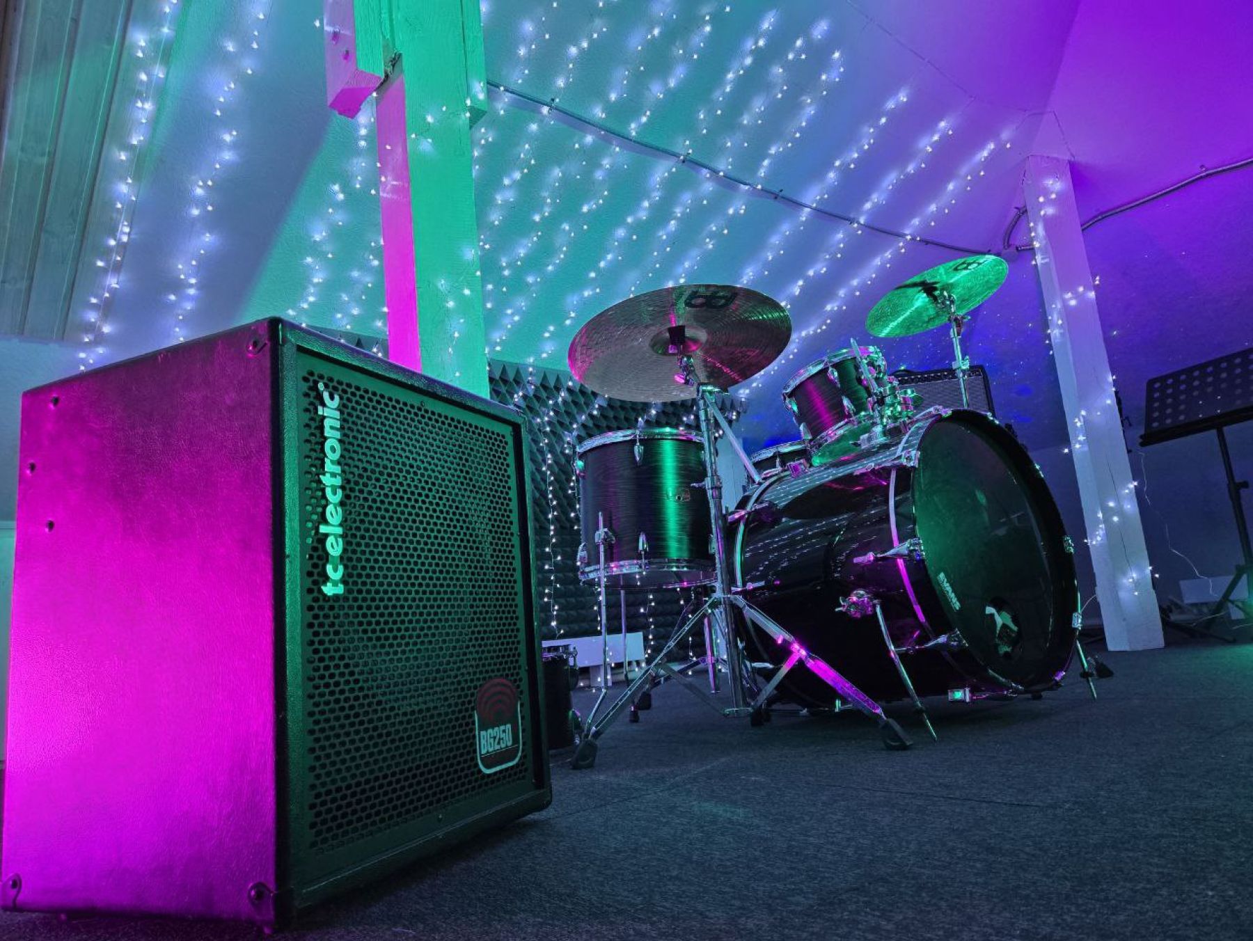 Зал для мероприятий в лофте ТРИТОН на Покровке