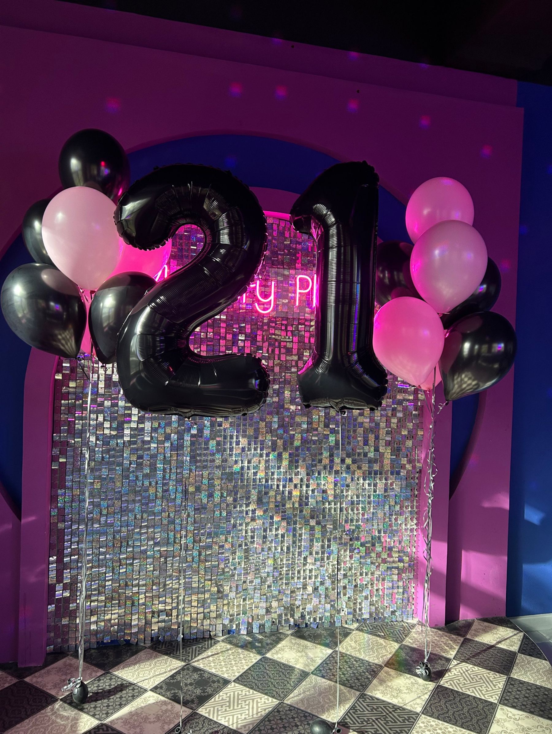 Лофт Мемори - освещение и диско-шар