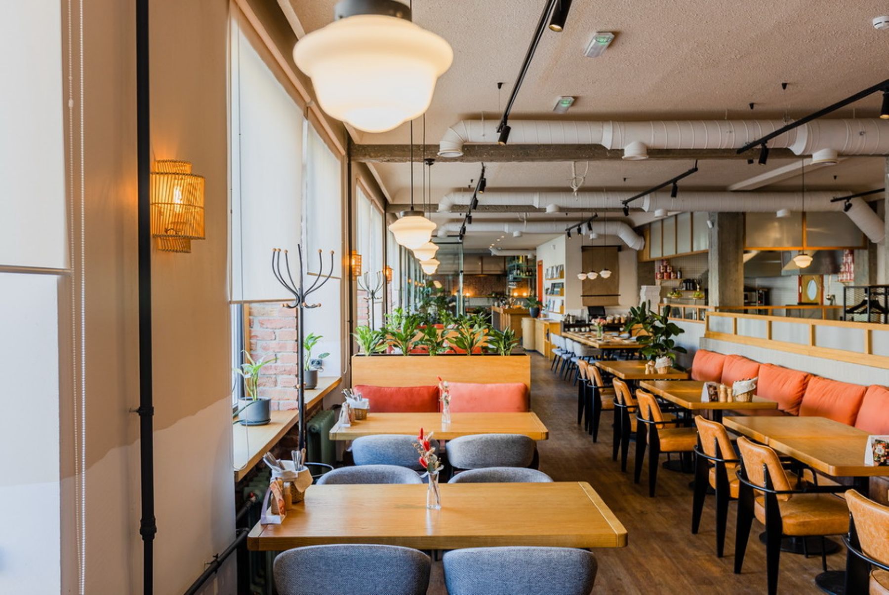 Украшение стола в Теплых краях