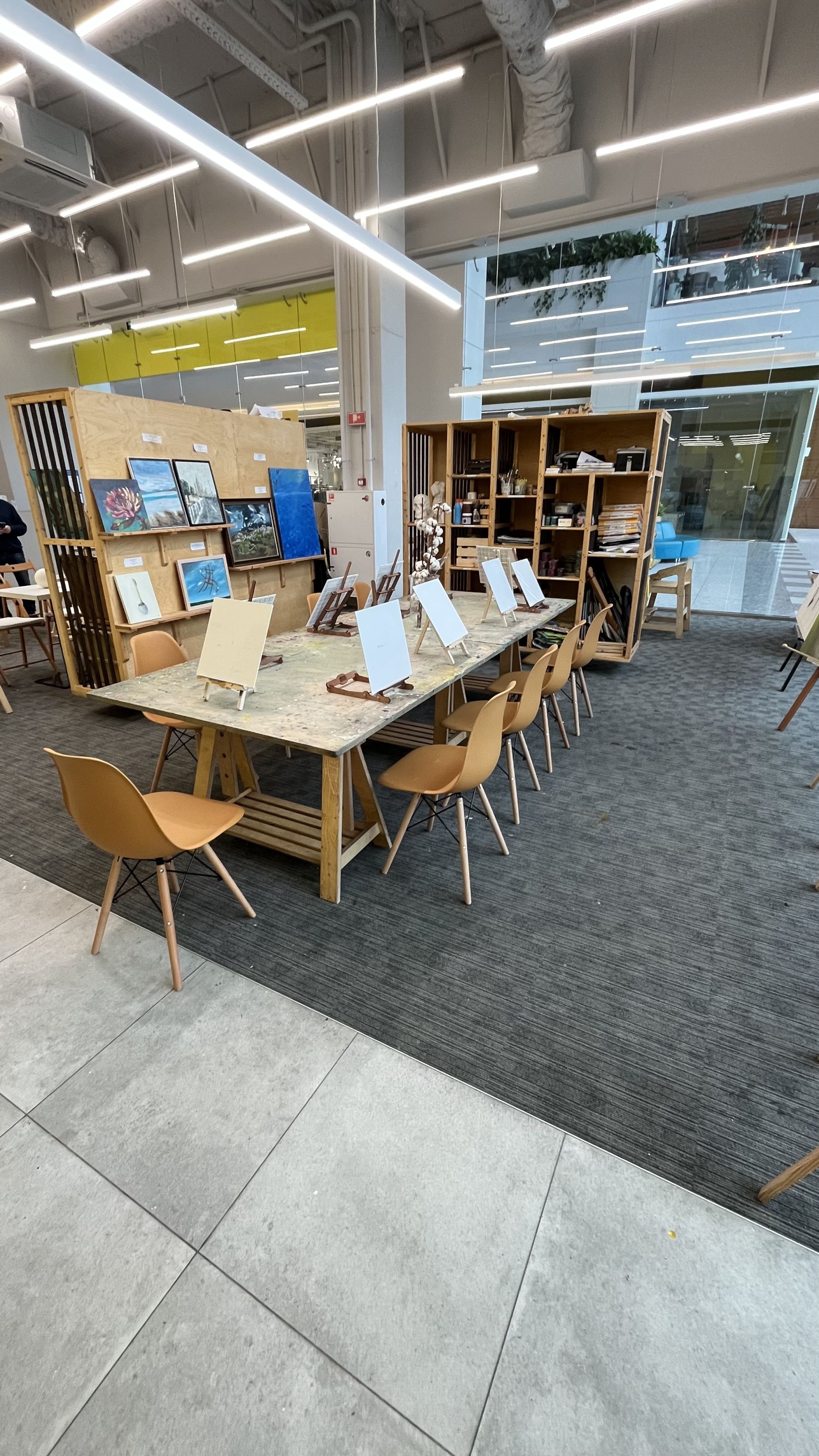 Творческая студия для мастер-классов и праздников