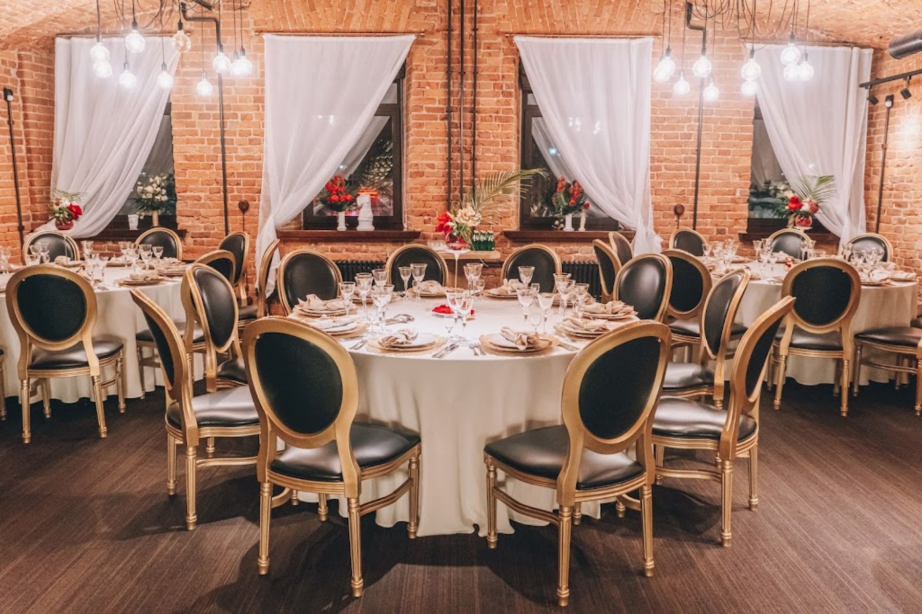 Интерьер ресторана GRAND MADAME в Санкт-Петербурге