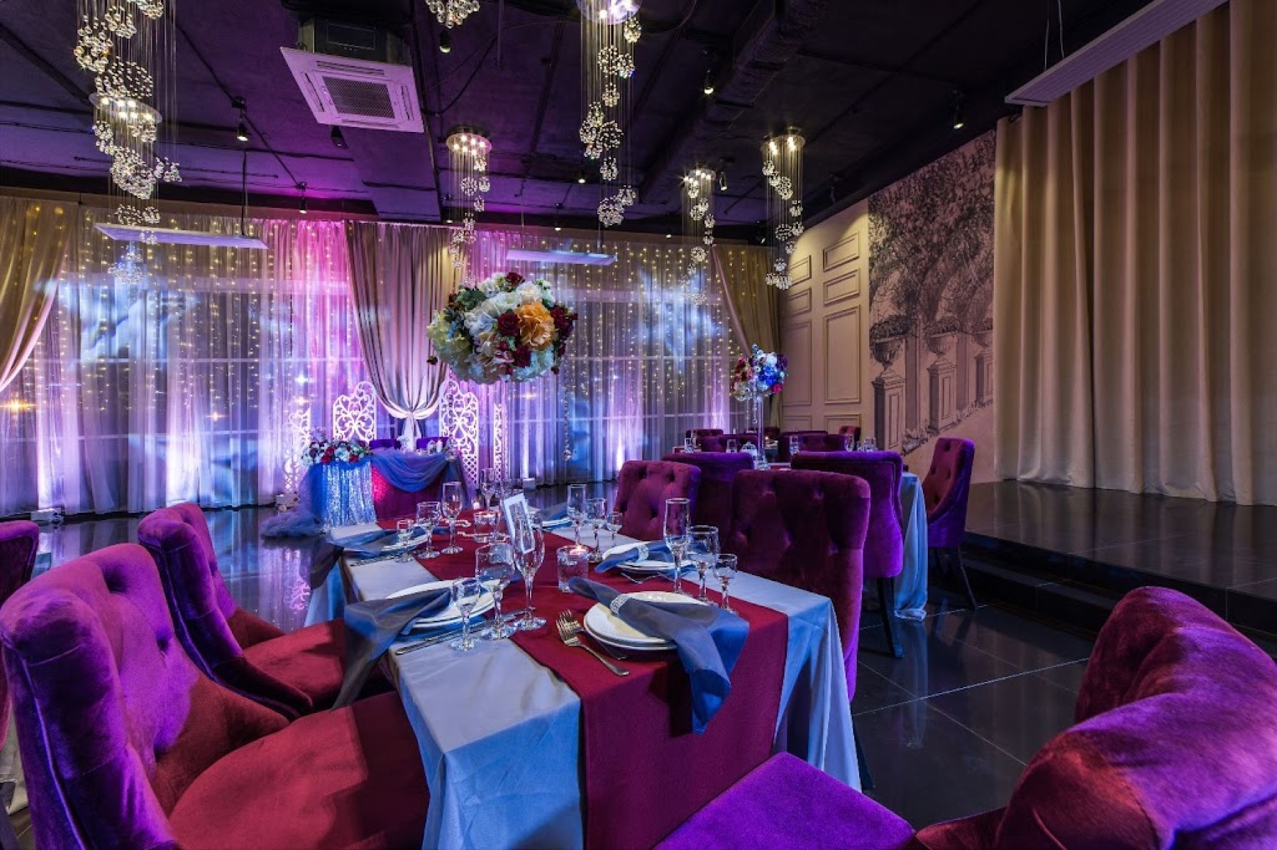 Банкетный зал Топо-Ля - общий вид