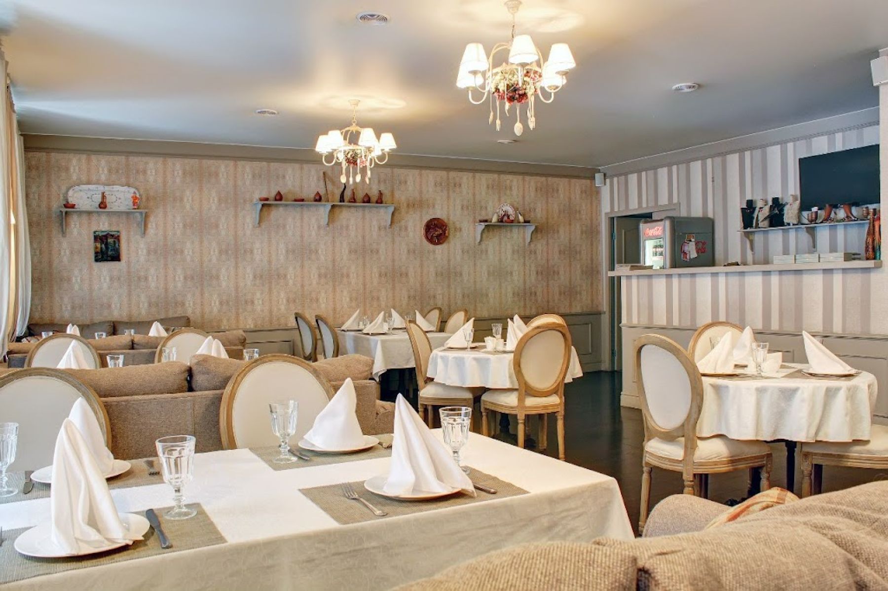 Зал для мероприятий в ресторане Tefsi