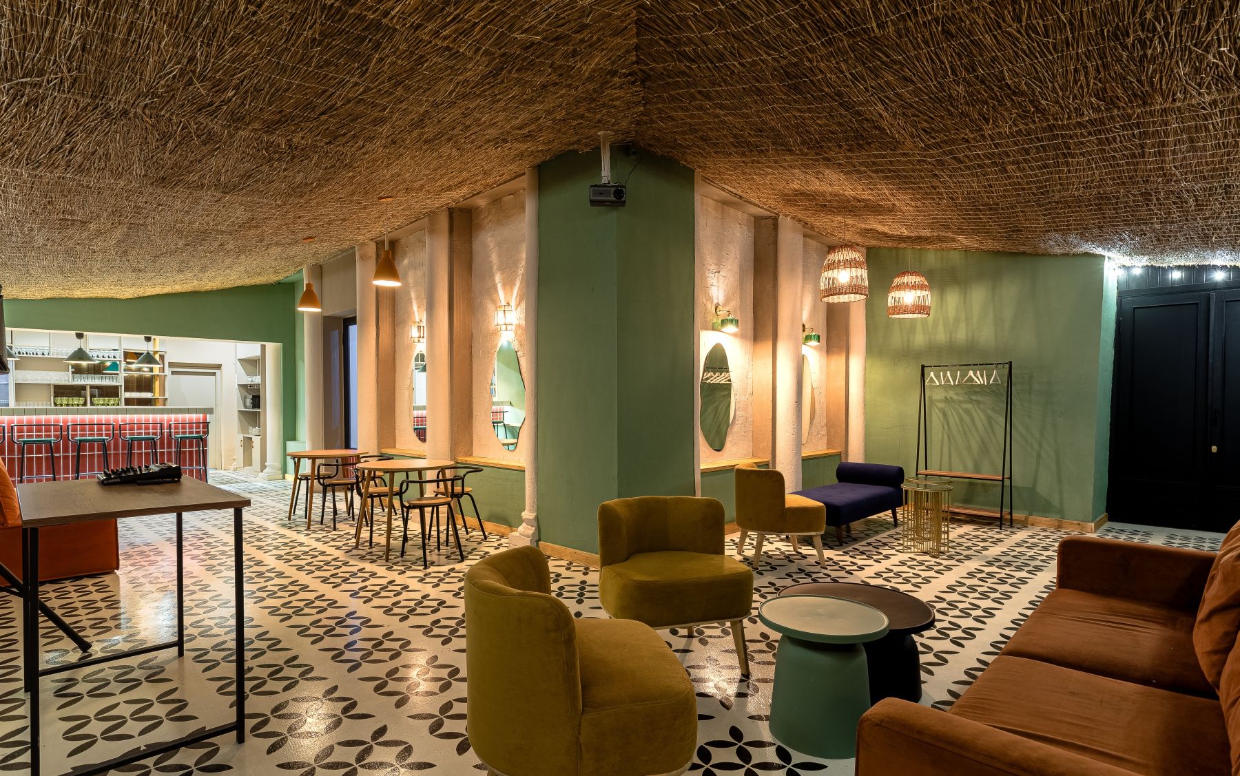 Интерьер лофта Виола Восточная