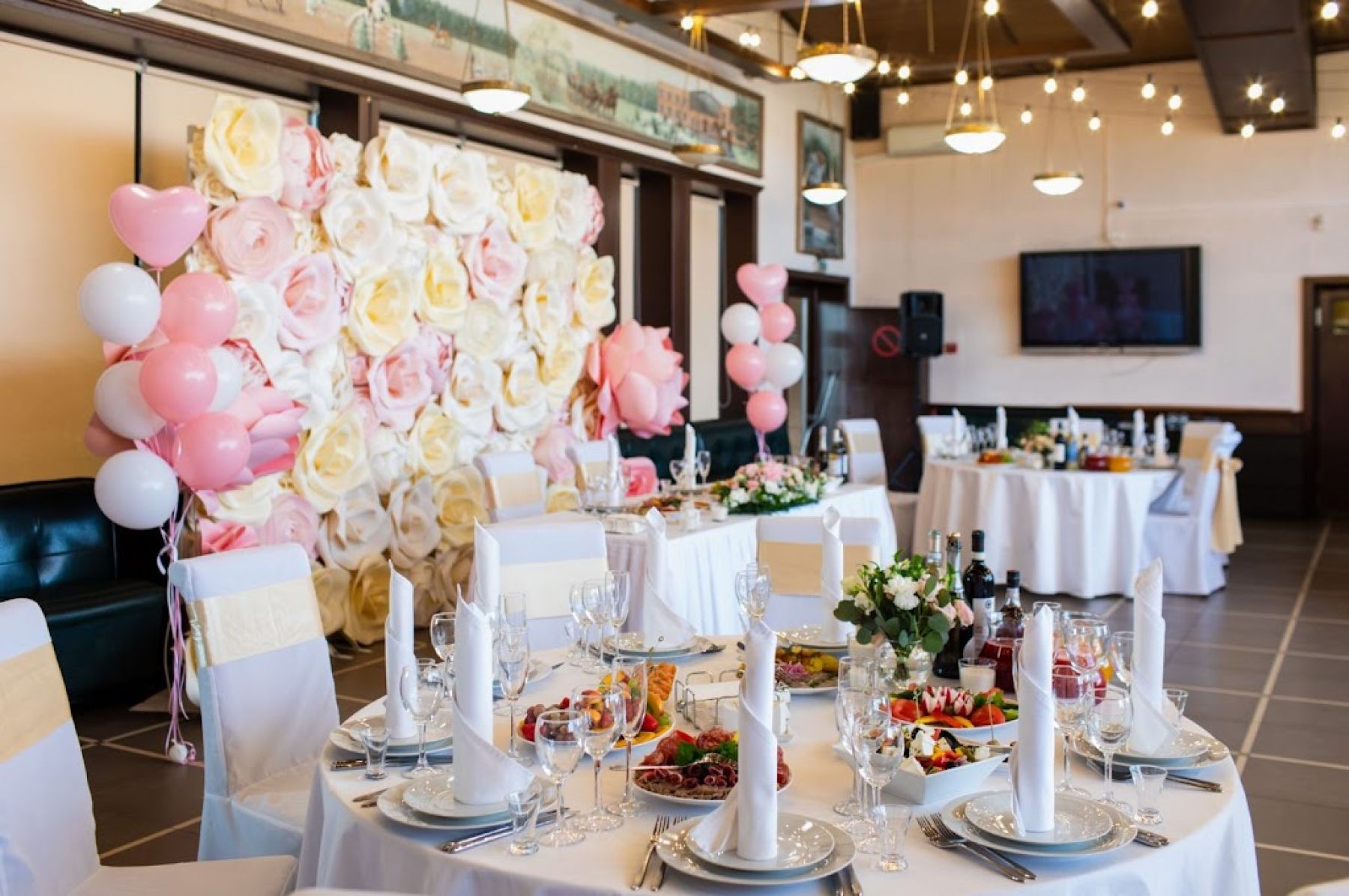 Вид на ресторан Дерби снаружи