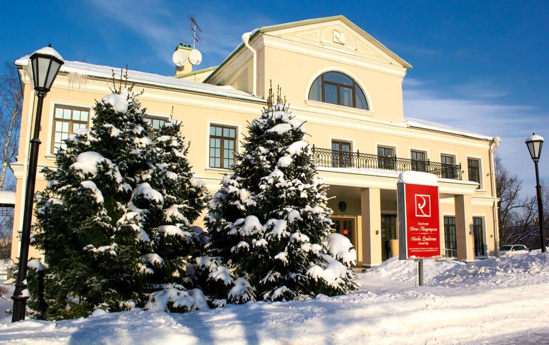 Внутренний интерьер особняка Дача Линдстрема