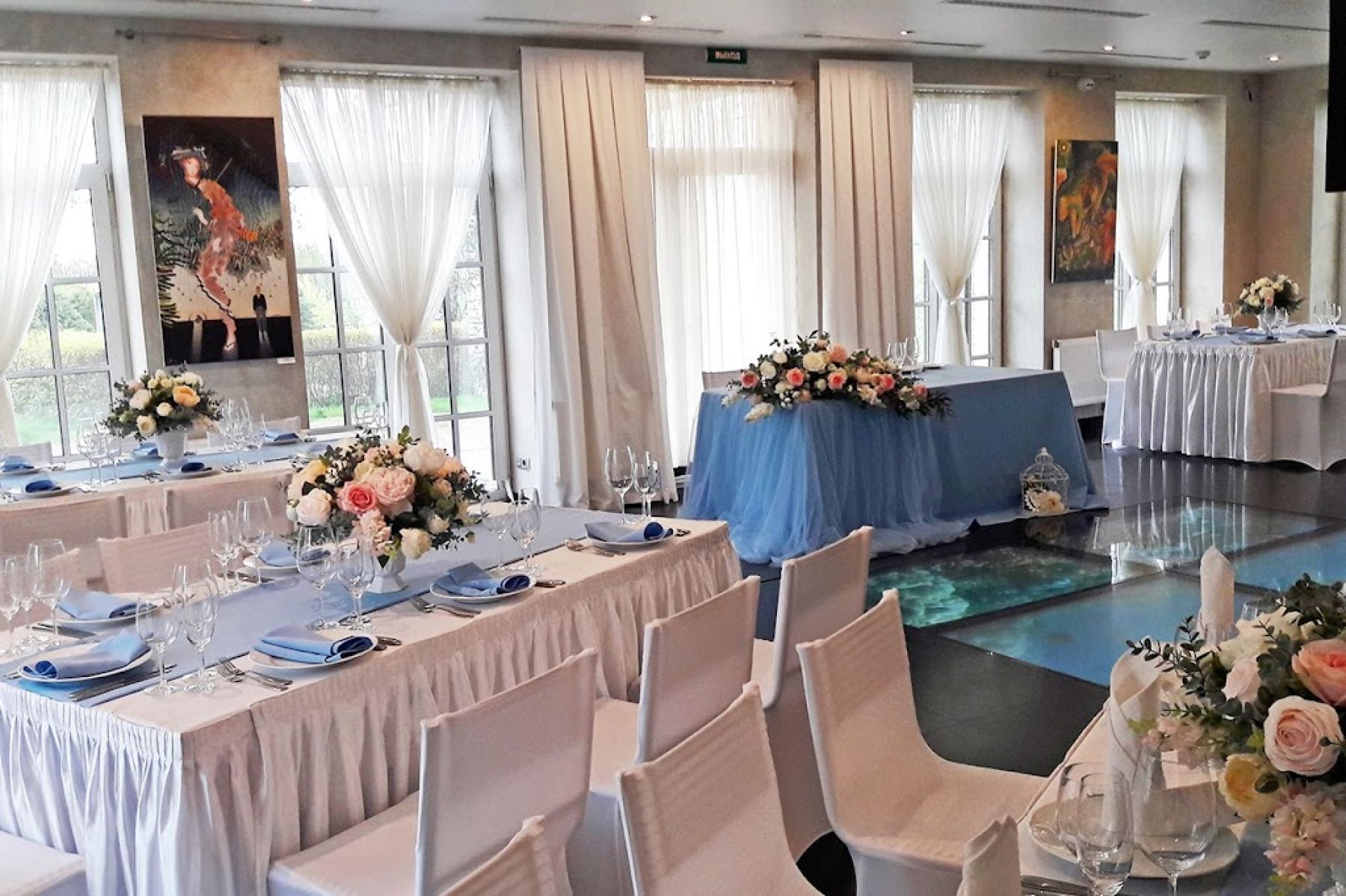 Кухня с блюдами в Даче Линдстрема