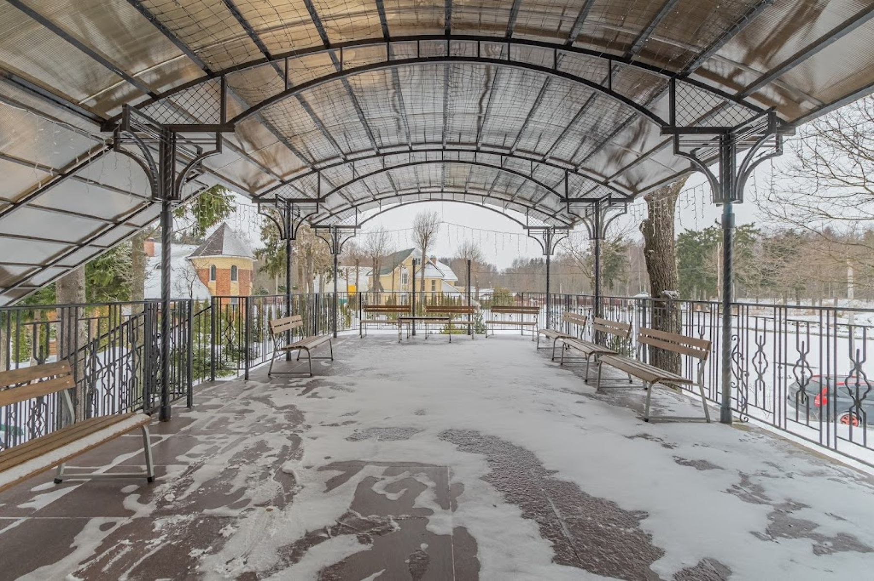 Интерьер банкетного комплекса Рапсодия на природе