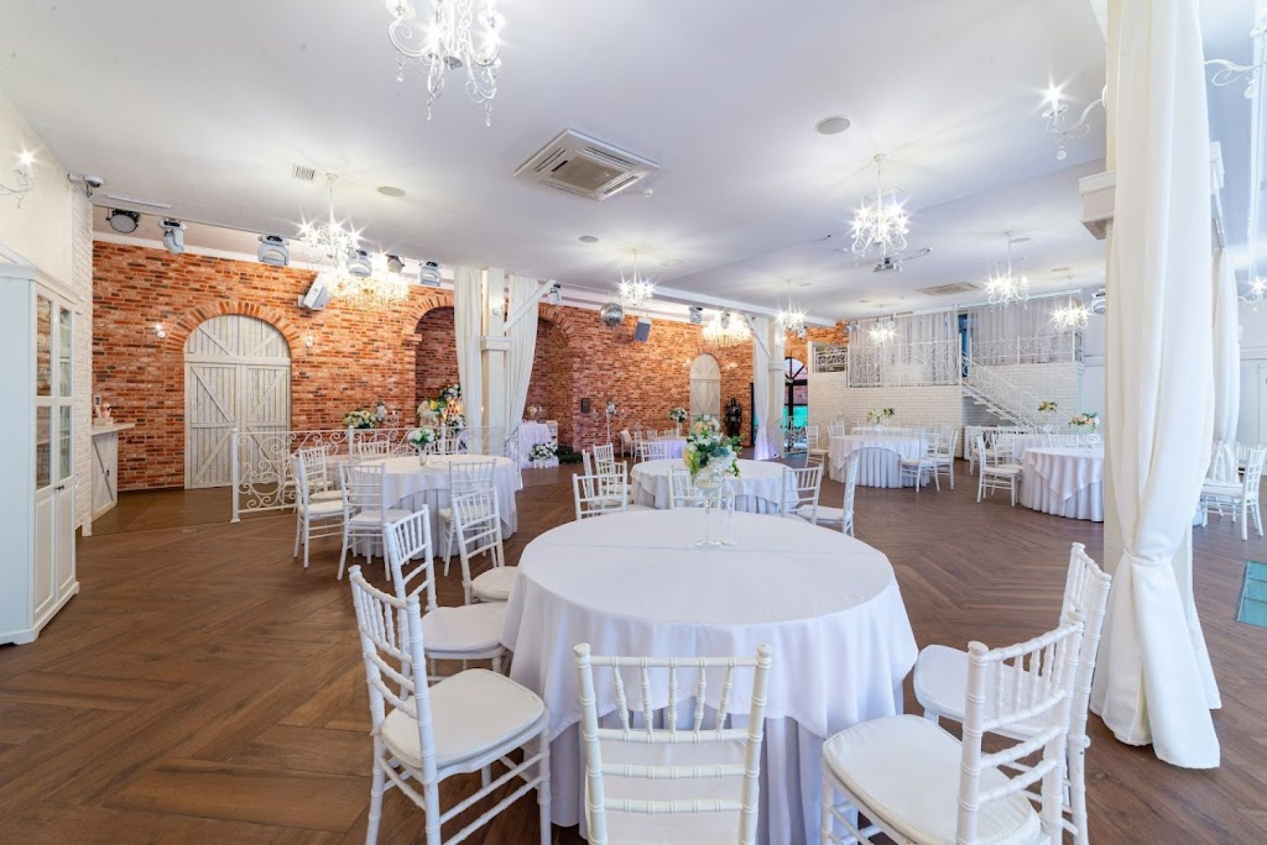 Уютная велкам-зона с Wi-Fi