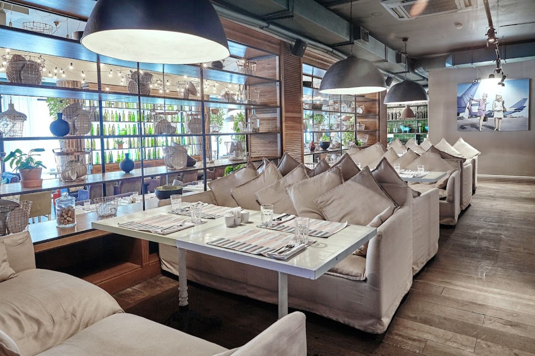 Зона отдыха в ресторане "Ларисуваннухочу"