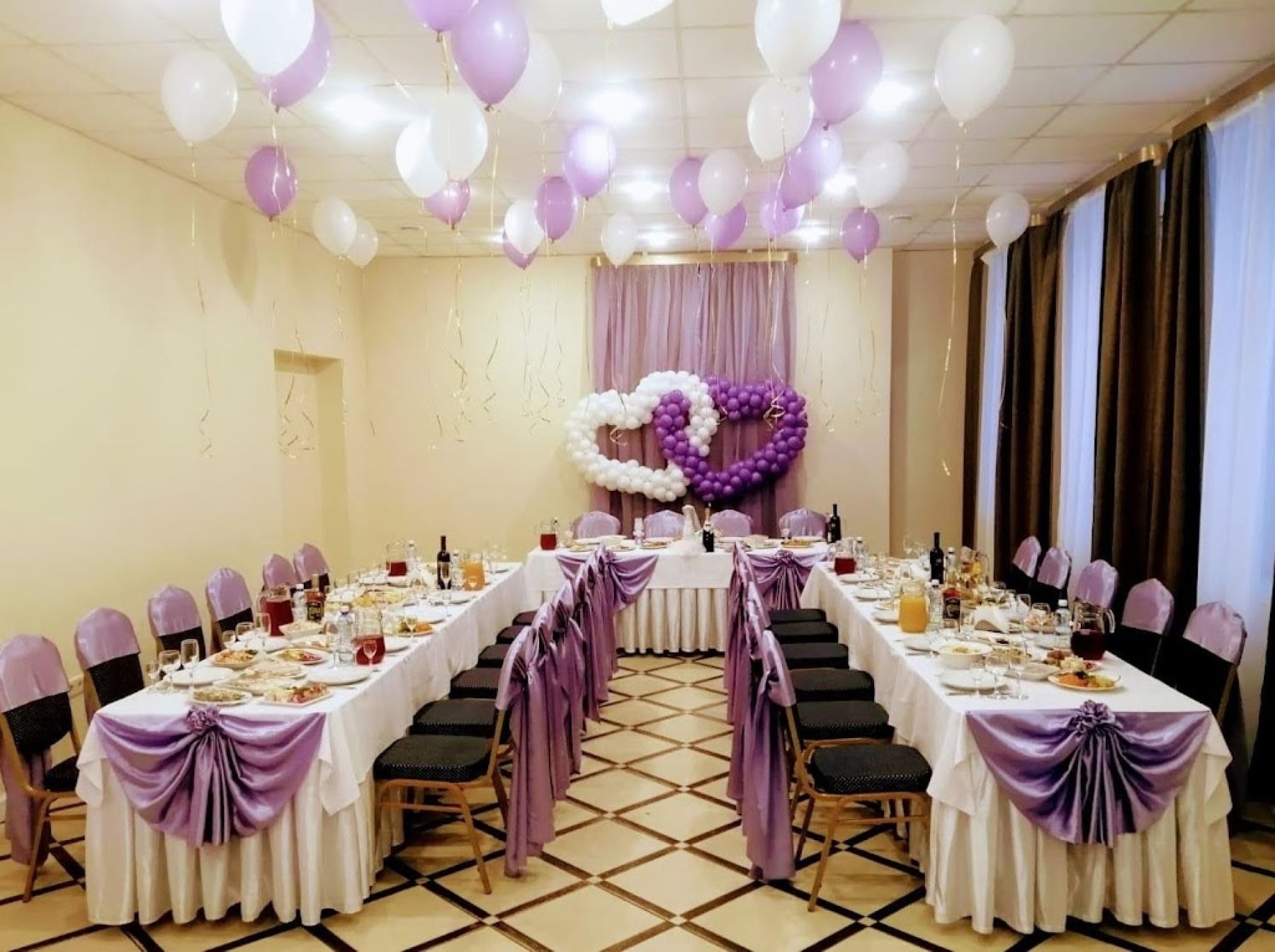 Кухня и блюда в банкетном зале "Дом 16"