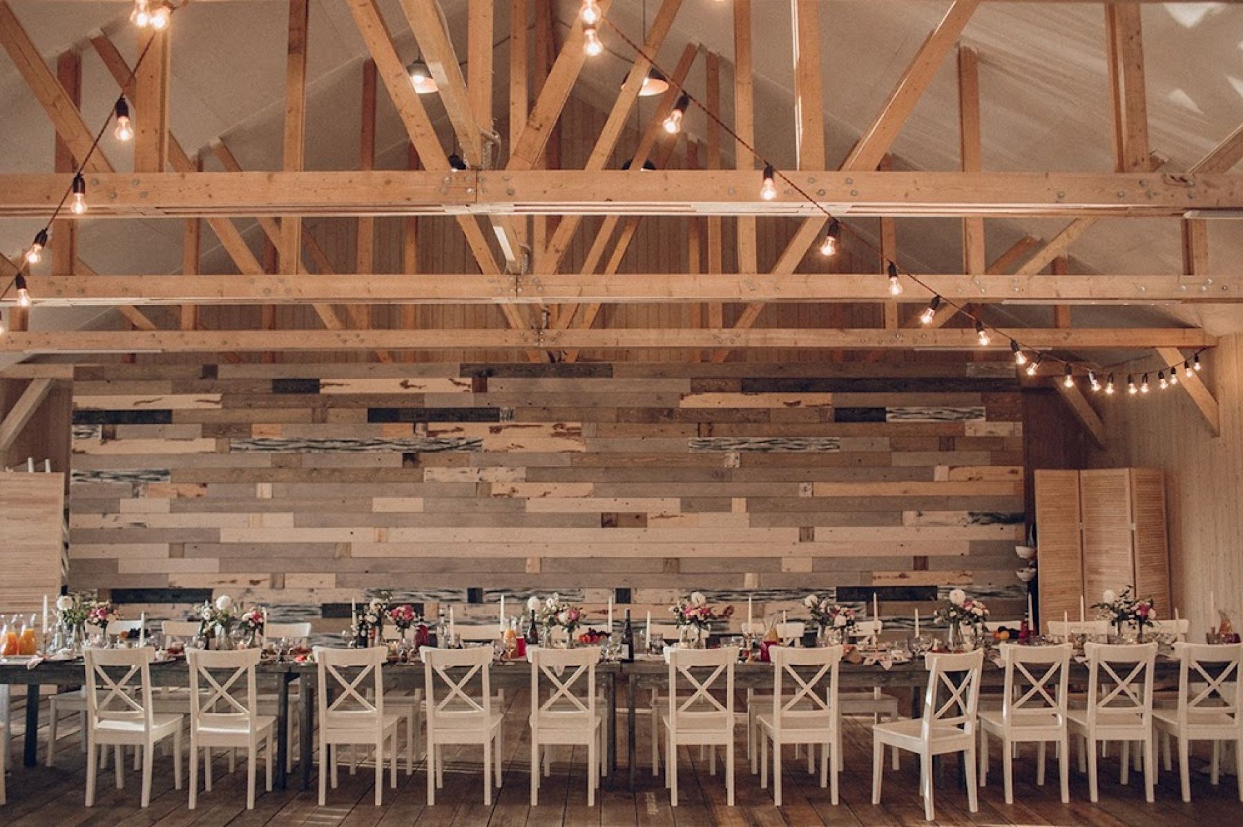 Свадебное торжество в банкетном зале