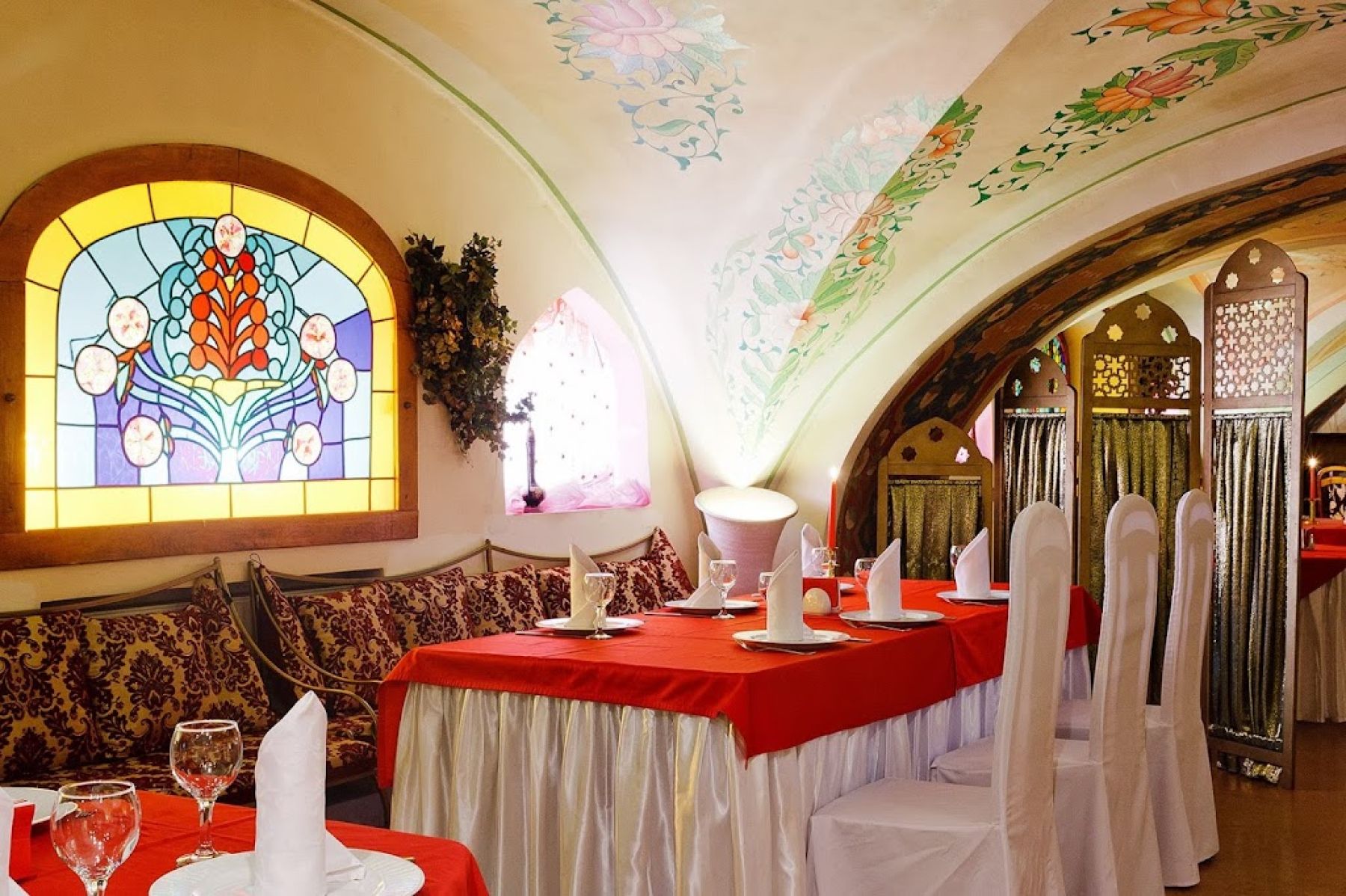 Банкетный зал "1001 Ночь" - уютная обстановка