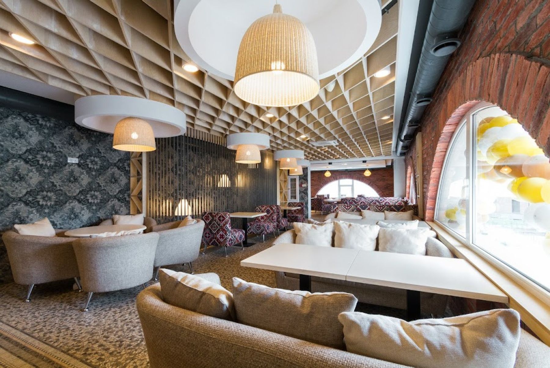 Интерьер ресторана "Цезарь"