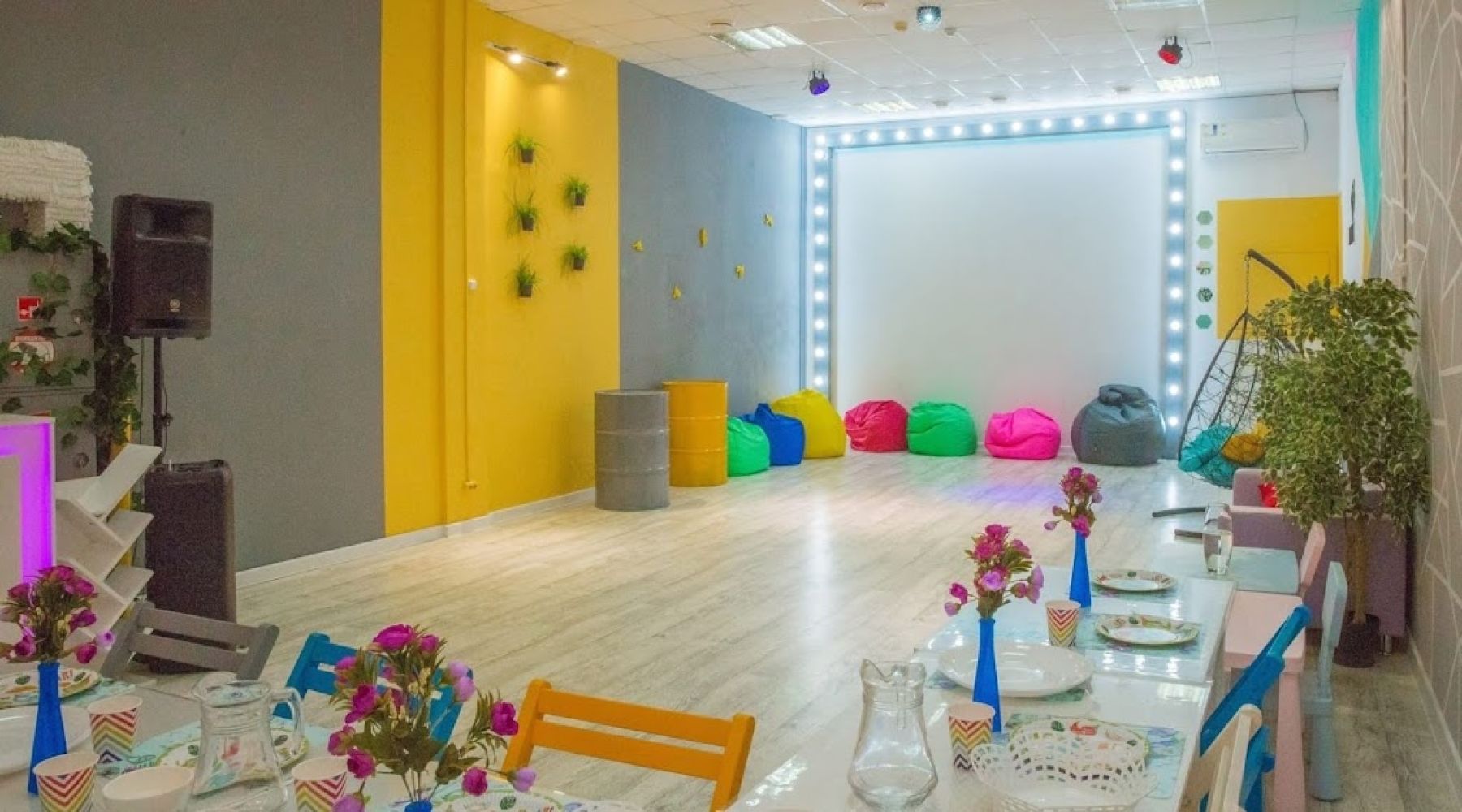 Игровая зона в лофте «Птичка»